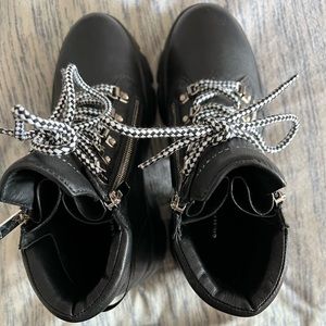 Giuseppe Zanotti Women’s Black Boots Apocalypse 7.5 EUR 37.5 Like New Free Ship